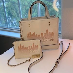 Coach x Jennifer Lopez Skyline Dempsey Tote 22